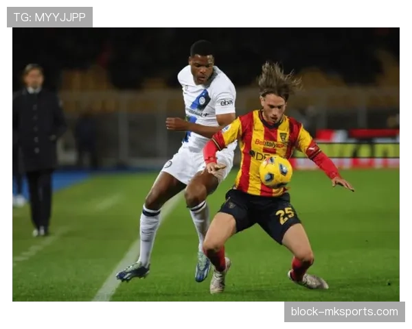 莱切中场核心发挥出色,助力球队稳扎稳打迎关键胜利 莱切中场核心发挥出色,助力球队稳扎稳打迎关键胜利